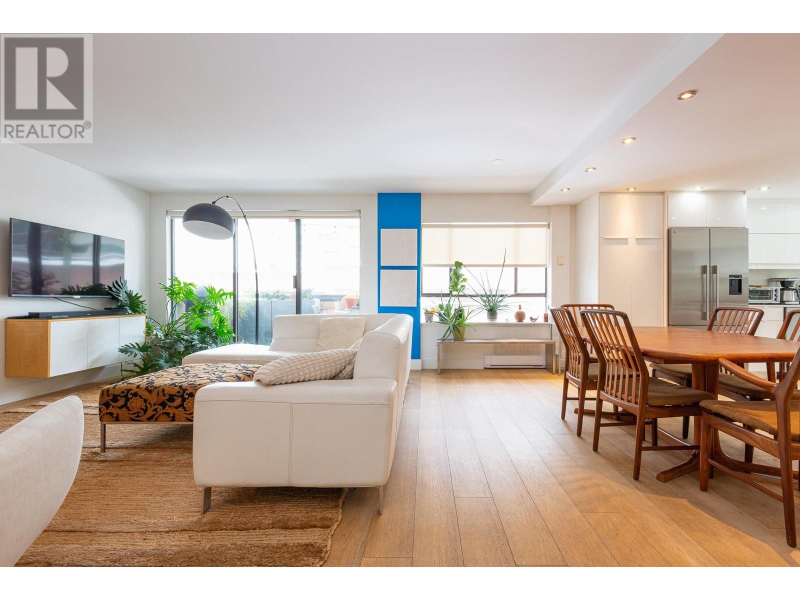 301 1337 W 10TH AVENUE, Vancouver