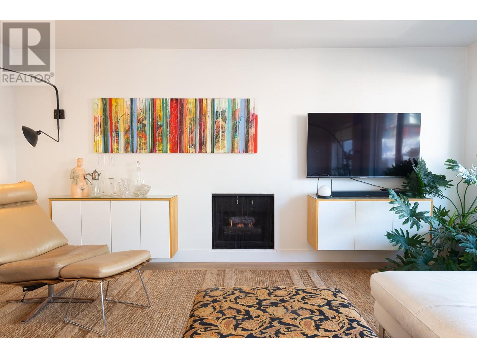 Listing Picture 11 of 38 : 301 1337 W 10TH AVENUE, Vancouver / 溫哥華 - 魯藝地產 Yvonne Lu Group - MLS Medallion Club Member