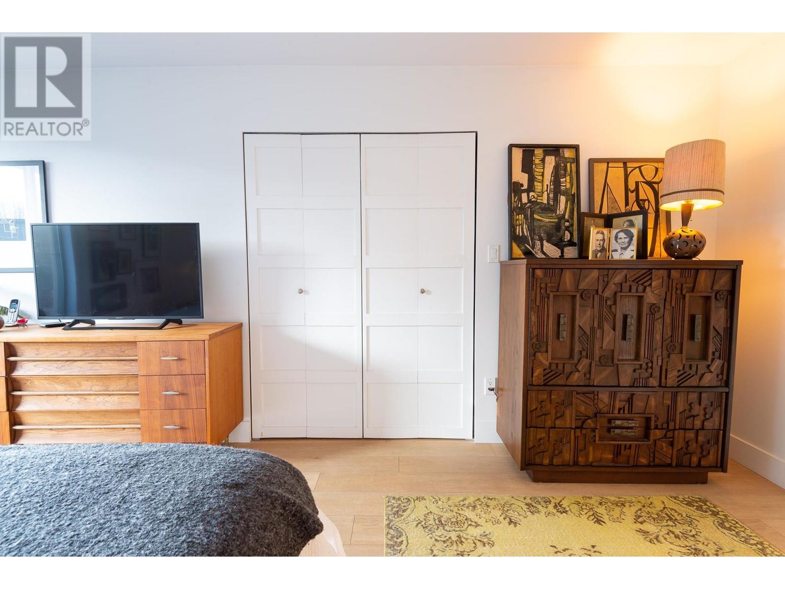 Listing Picture 20 of 38 : 301 1337 W 10TH AVENUE, Vancouver / 溫哥華 - 魯藝地產 Yvonne Lu Group - MLS Medallion Club Member