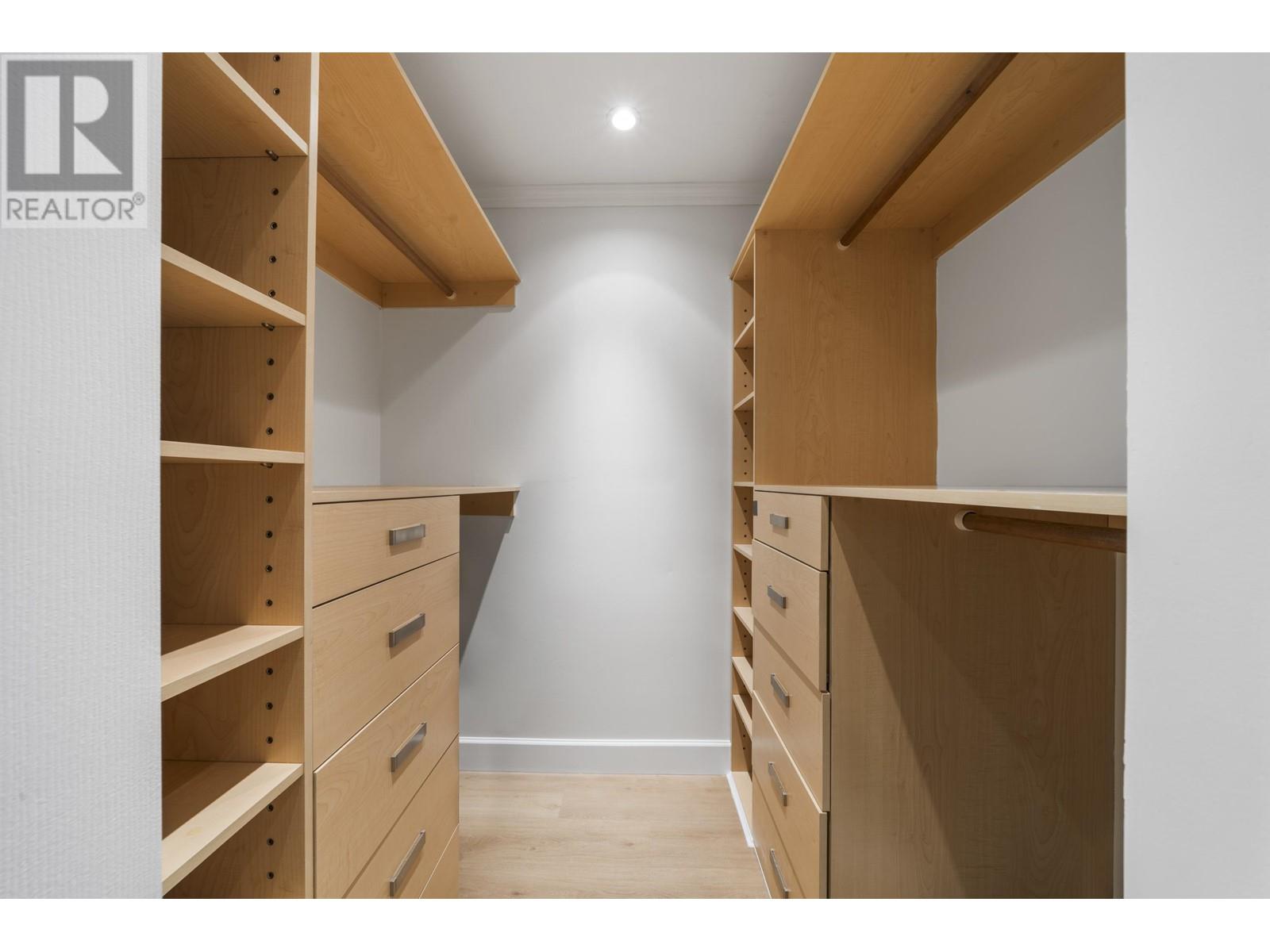 214 333 Wethersfield Drive, Vancouver, British Columbia  V5X 4M9 - Photo 11 - R2971208