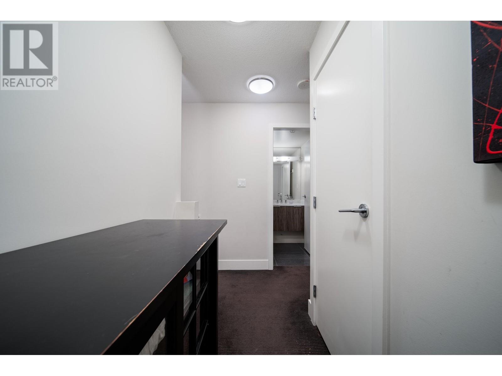 Listing Picture 13 of 39 : TH103 1088 RICHARDS STREET, Vancouver / 溫哥華 - 魯藝地產 Yvonne Lu Group - MLS Medallion Club Member