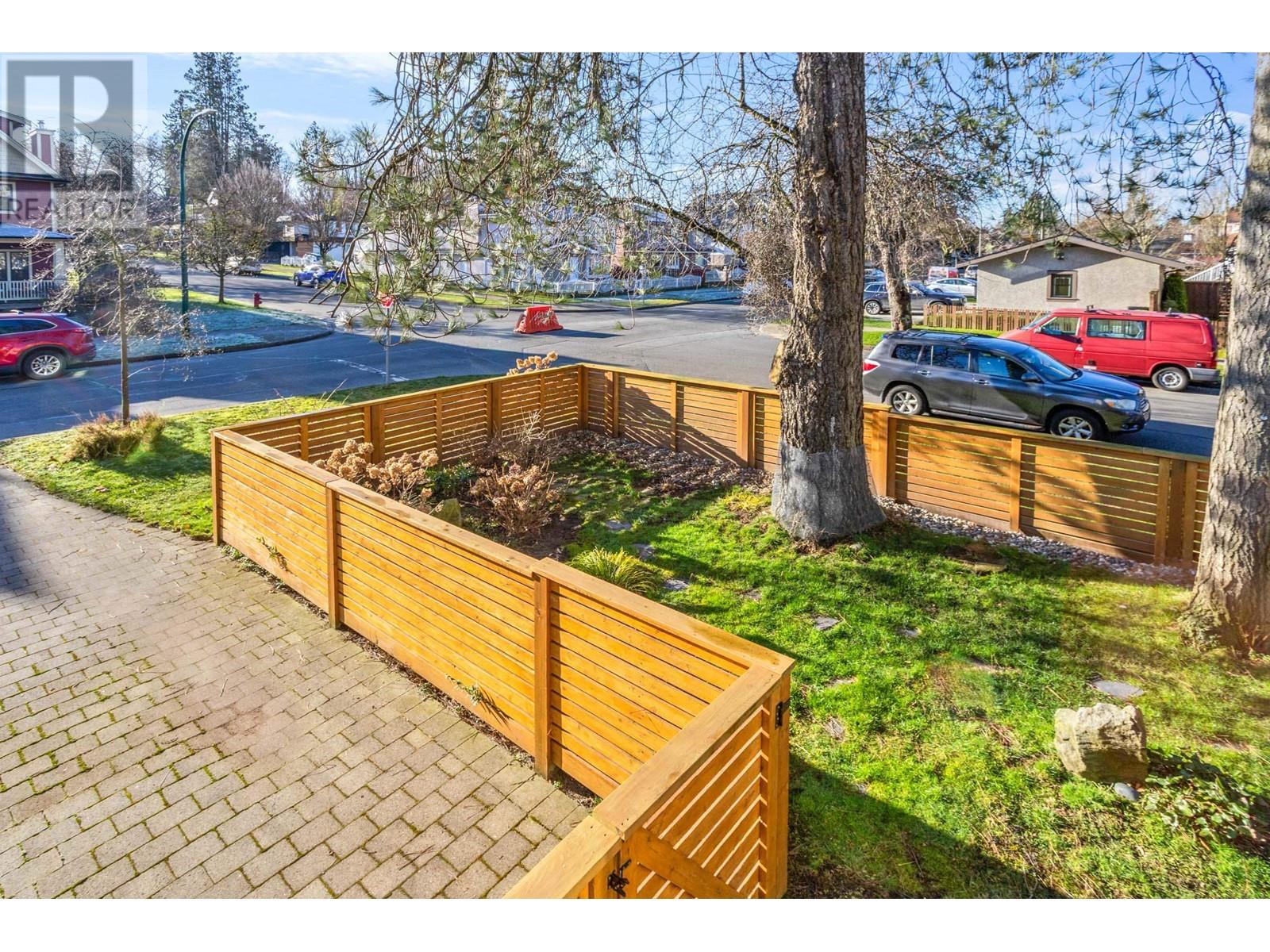 Listing Picture 22 of 25 : 3188 INVERNESS STREET, Vancouver / 溫哥華 - 魯藝地產 Yvonne Lu Group - MLS Medallion Club Member