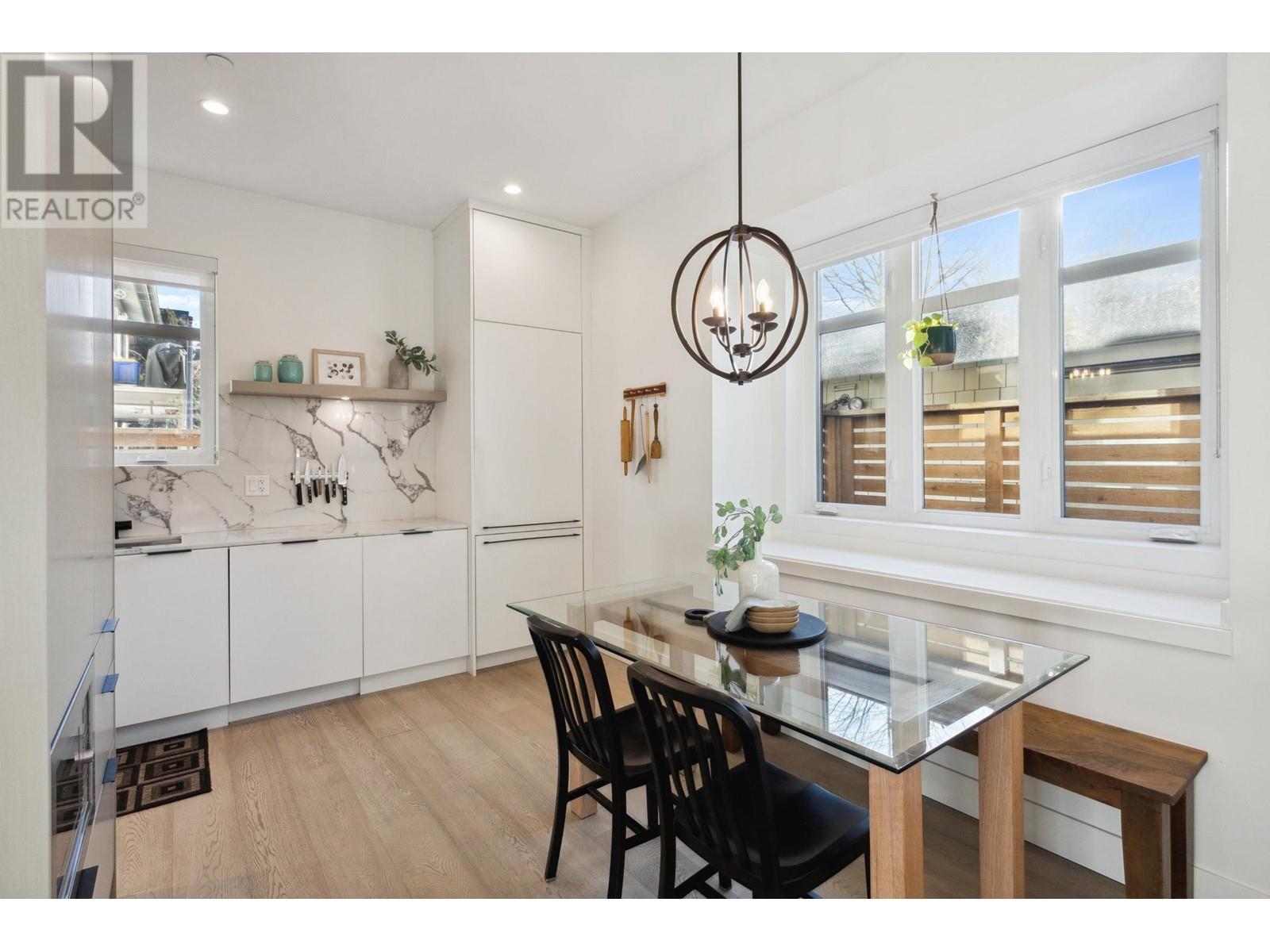 Listing Picture 8 of 25 : 3188 INVERNESS STREET, Vancouver / 溫哥華 - 魯藝地產 Yvonne Lu Group - MLS Medallion Club Member