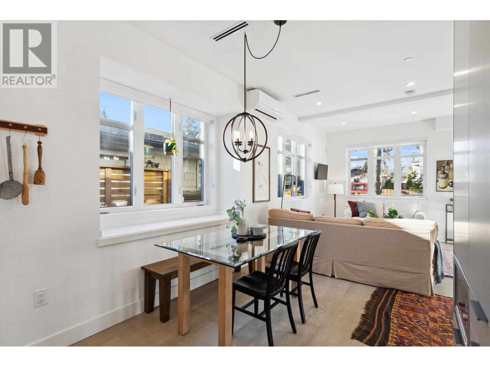 Listing Picture 9 of 25 : 3188 INVERNESS STREET, Vancouver / 溫哥華 - 魯藝地產 Yvonne Lu Group - MLS Medallion Club Member