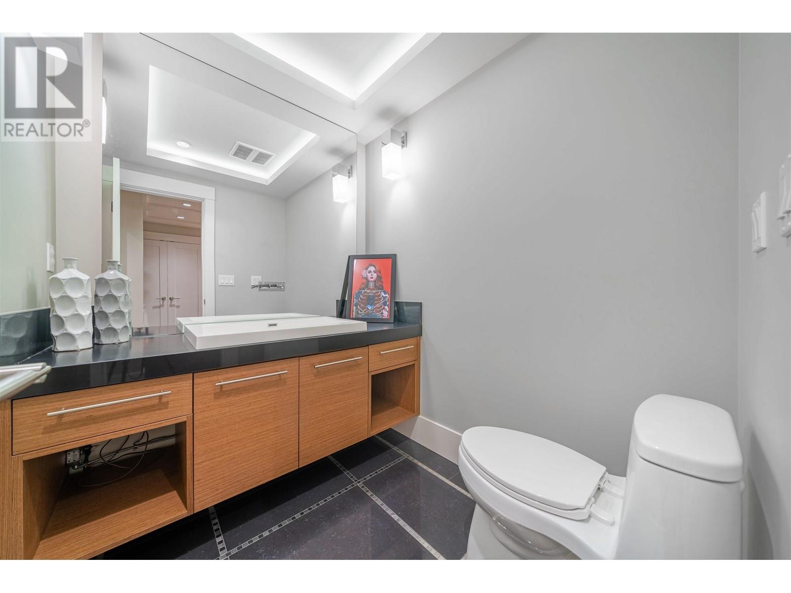 7698 Wheater Court, Burnaby, British Columbia  V5E 2A3 - Photo 32 - R2971087