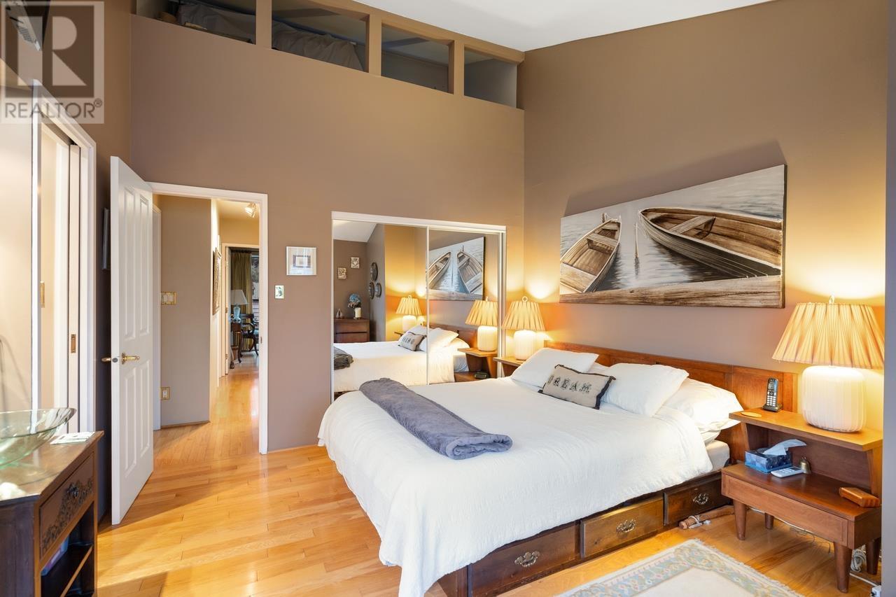 Listing Picture 27 of 40 : 1042 IRONWORK PASSAGE, Vancouver / 溫哥華 - 魯藝地產 Yvonne Lu Group - MLS Medallion Club Member