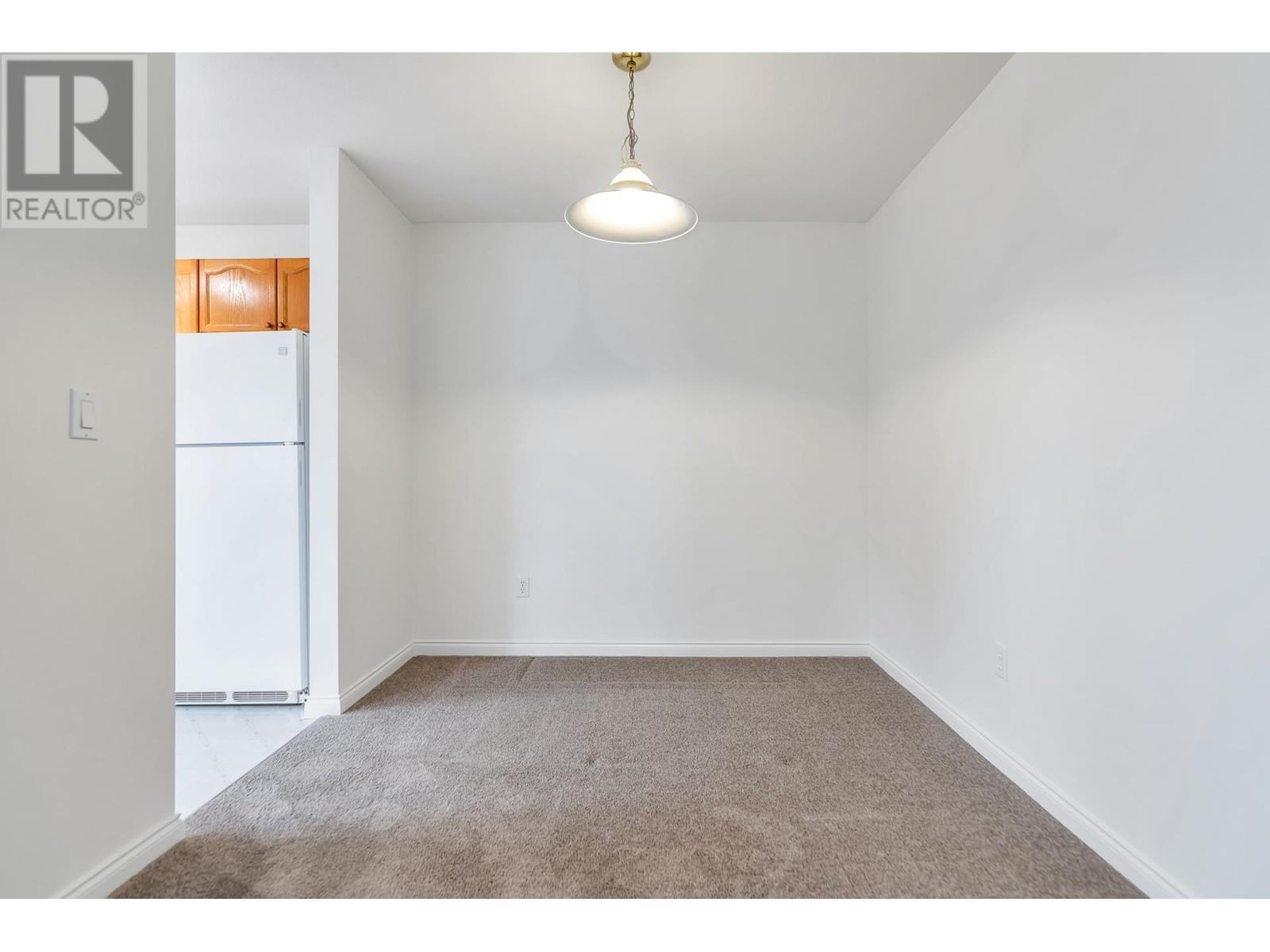 Property at 210 9260 NO.2 ROAD image 3