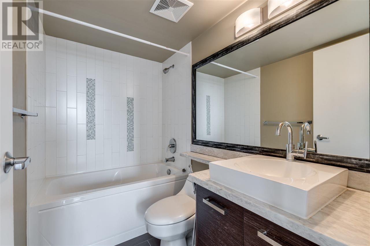 1105 2959 Glen Drive, Coquitlam, British Columbia  V3B 0B8 - Photo 12 - R2971177