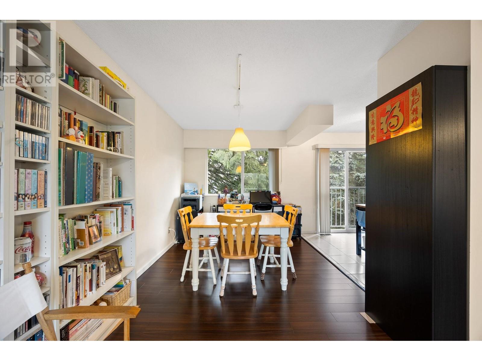 Listing Picture 7 of 22 : 3820 SPRINGTHORNE CRESCENT, Richmond / 烈治文 - 魯藝地產 Yvonne Lu Group - MLS Medallion Club Member