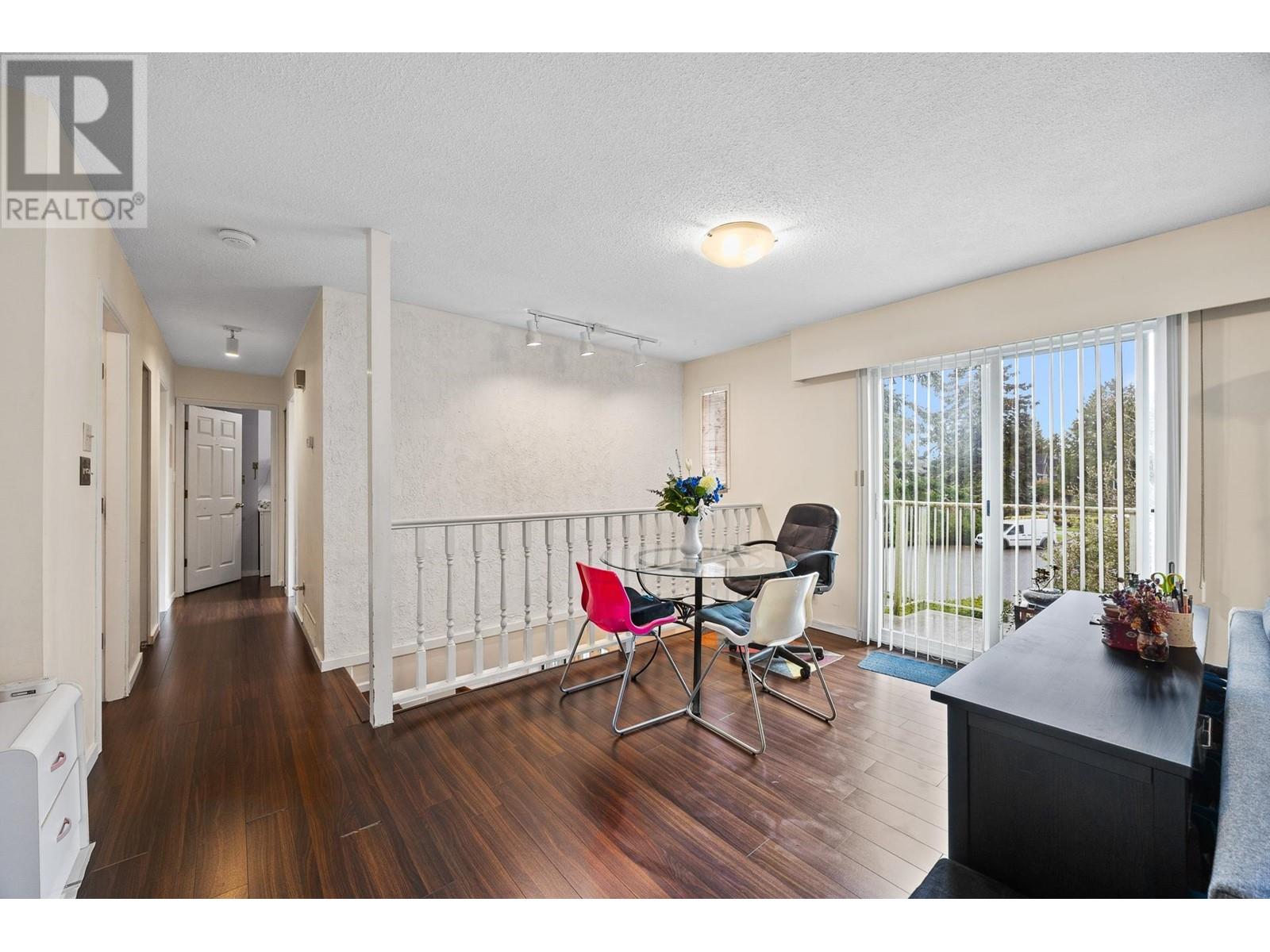 Listing Picture 11 of 22 : 3820 SPRINGTHORNE CRESCENT, Richmond / 烈治文 - 魯藝地產 Yvonne Lu Group - MLS Medallion Club Member