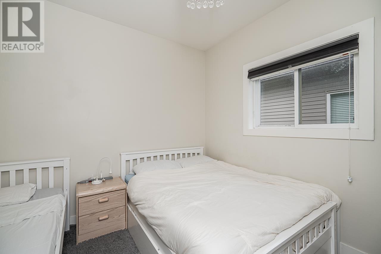 7254 11th Avenue, Burnaby, British Columbia  V3N 2M7 - Photo 15 - R2970398