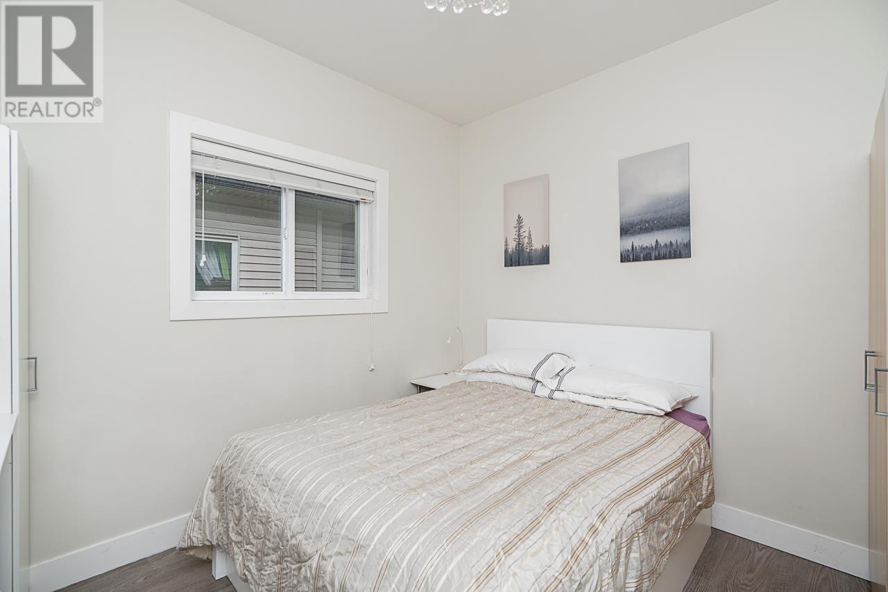 7254 11th Avenue, Burnaby, British Columbia  V3N 2M7 - Photo 13 - R2970398