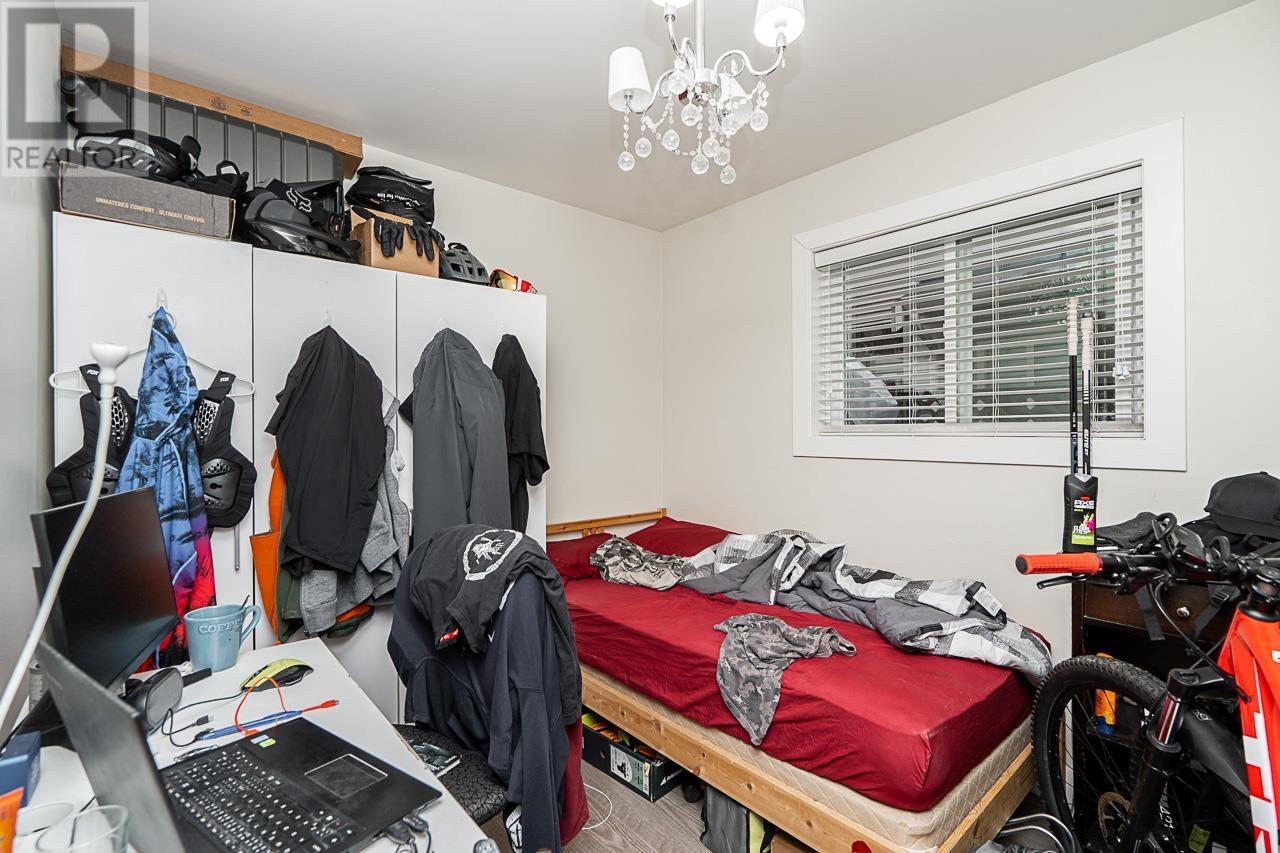 7254 11th Avenue, Burnaby, British Columbia  V3N 2M7 - Photo 25 - R2970398
