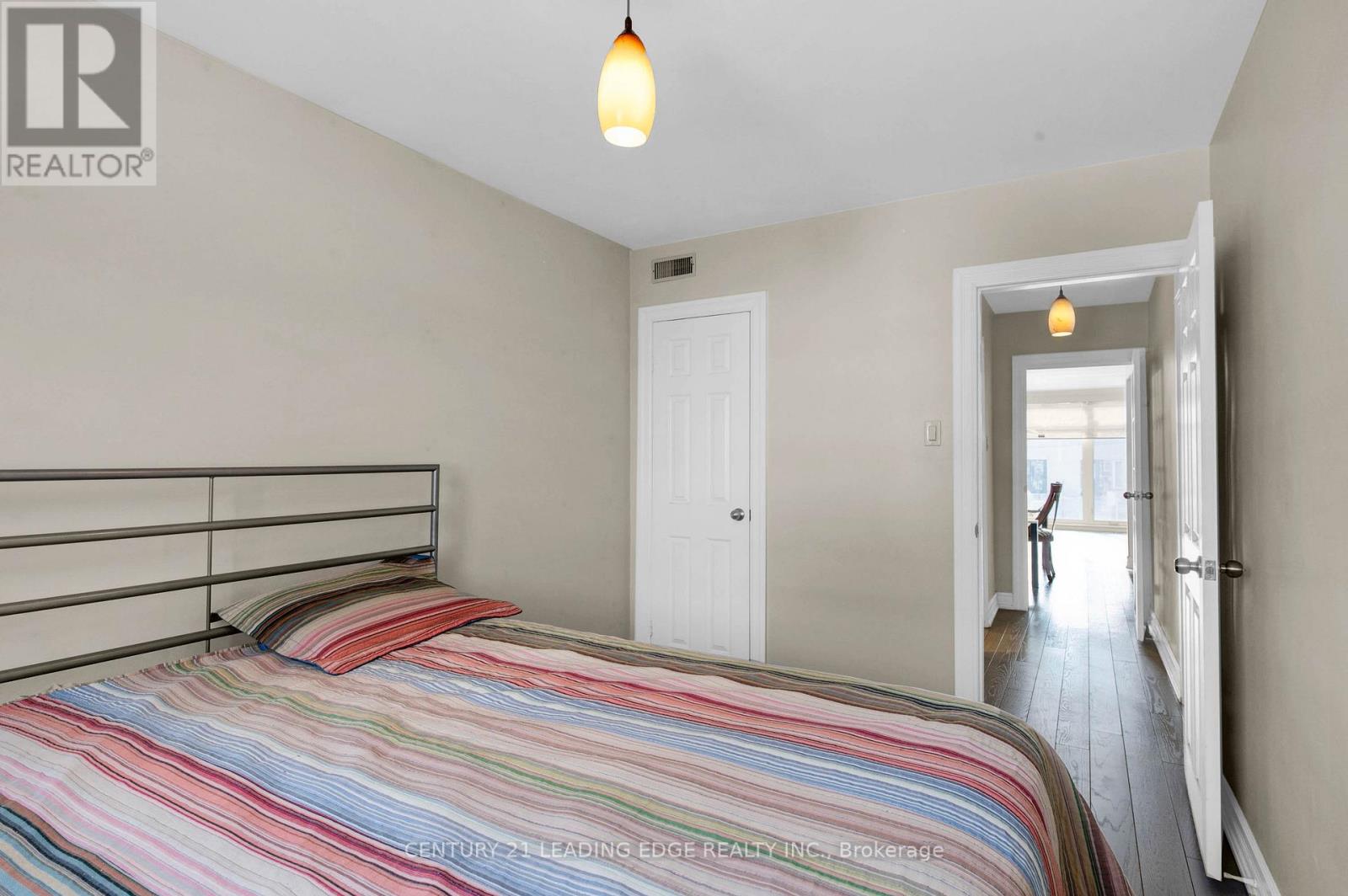 65 Branstone Road, Toronto, Ontario  M6E 4E3 - Photo 12 - W11984135