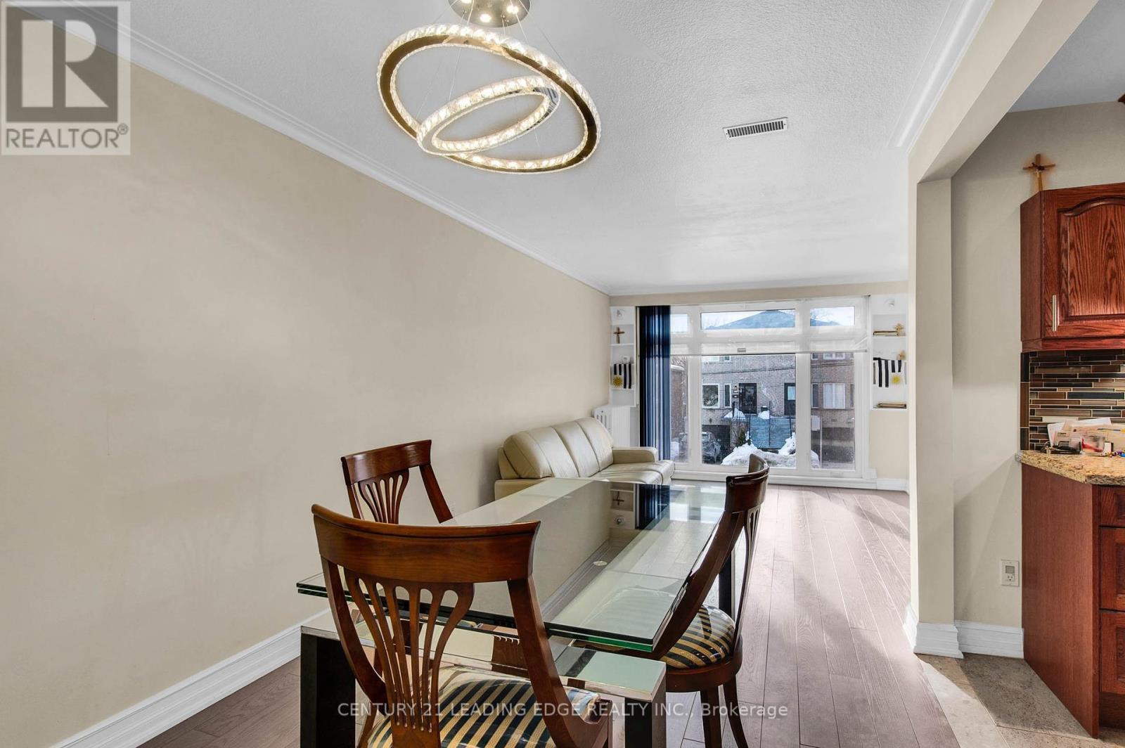 65 Branstone Road, Toronto, Ontario  M6E 4E3 - Photo 9 - W11984135