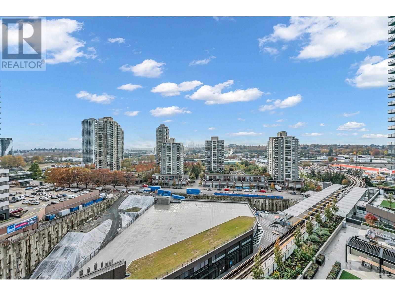 Listing Picture 18 of 22 : 1111 4168 LOUGHEED HIGHWAY, Burnaby / 本拿比 - 魯藝地產 Yvonne Lu Group - MLS Medallion Club Member