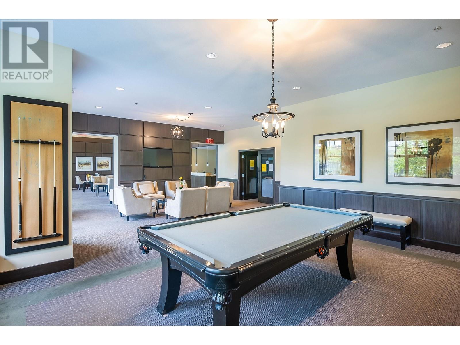 Listing Picture 22 of 30 : 317 9388 MCKIM WAY, Richmond / 烈治文 - 魯藝地產 Yvonne Lu Group - MLS Medallion Club Member