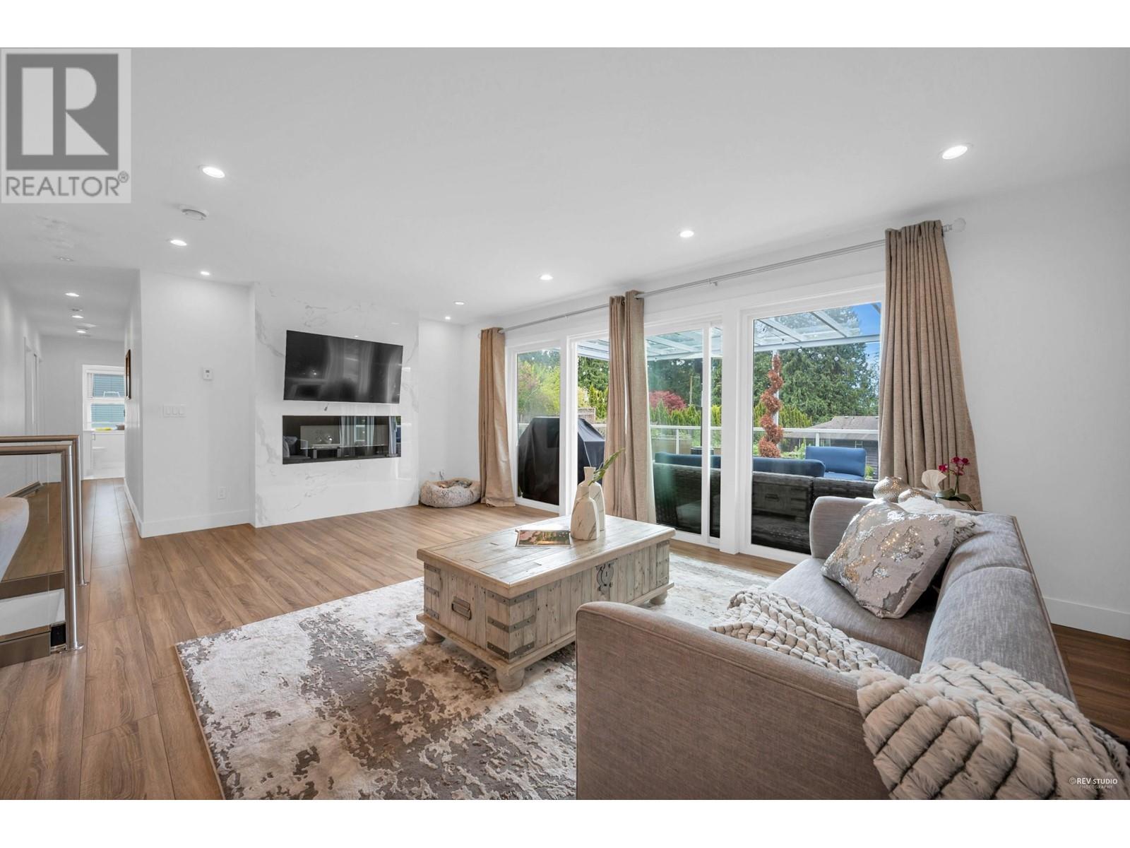 819 Prospect Avenue, North Vancouver, British Columbia  V7R 2M2 - Photo 24 - R2971223