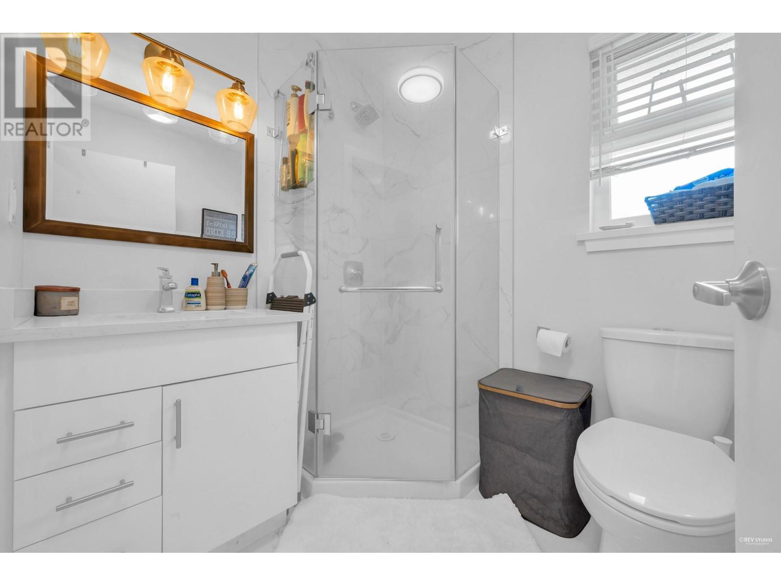 819 Prospect Avenue, North Vancouver, British Columbia  V7R 2M2 - Photo 31 - R2971223