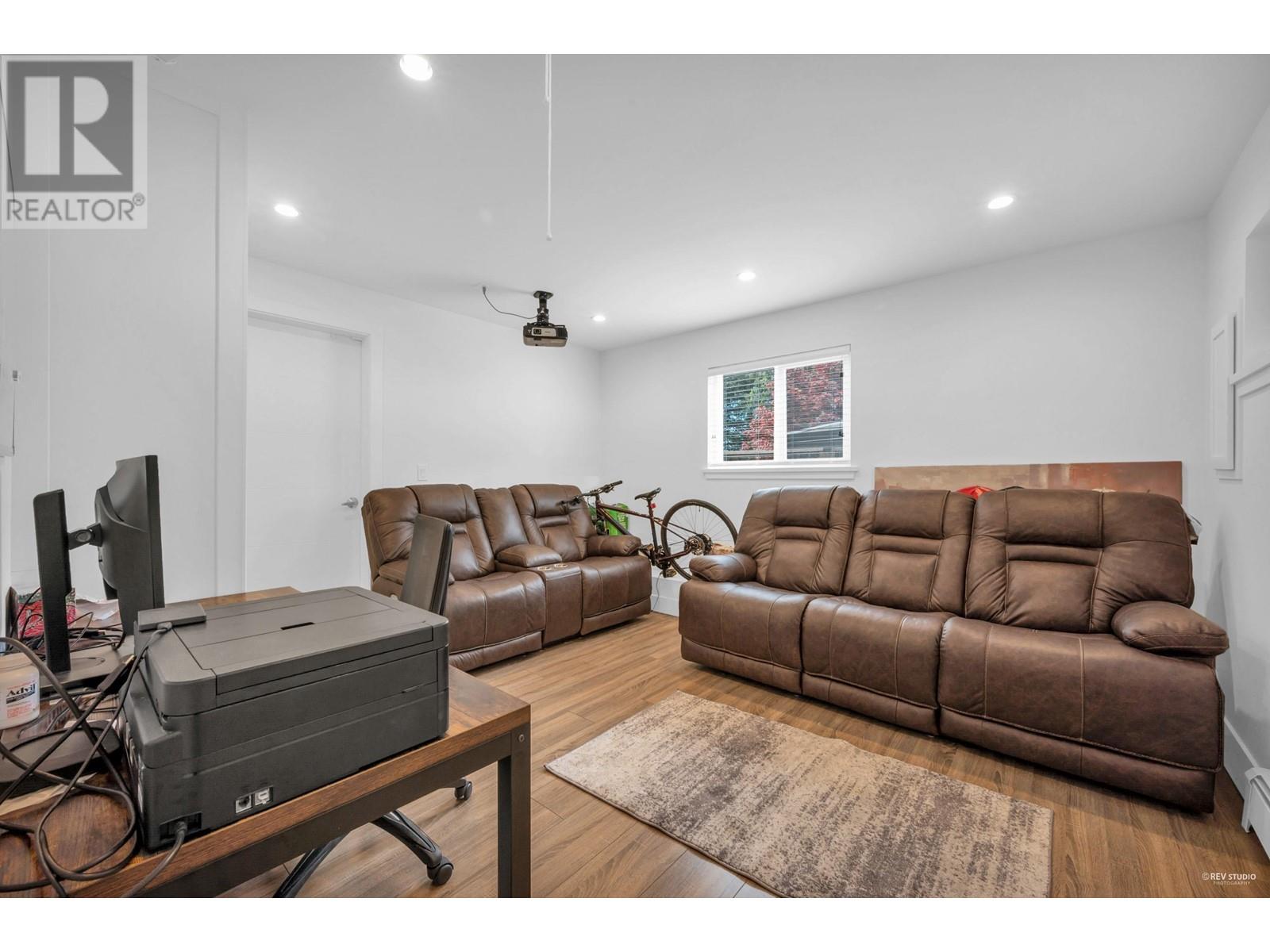 819 Prospect Avenue, North Vancouver, British Columbia  V7R 2M2 - Photo 33 - R2971223