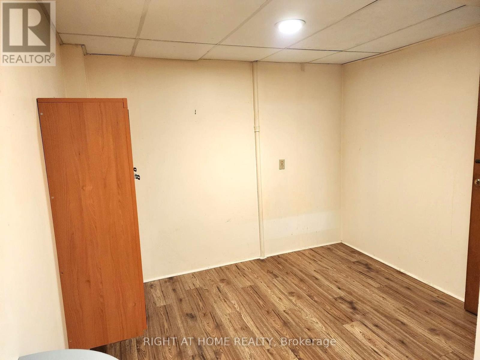 C9 - 7171 Torbram Road, Mississauga, Ontario  L4T 3W4 - Photo 7 - W11990477