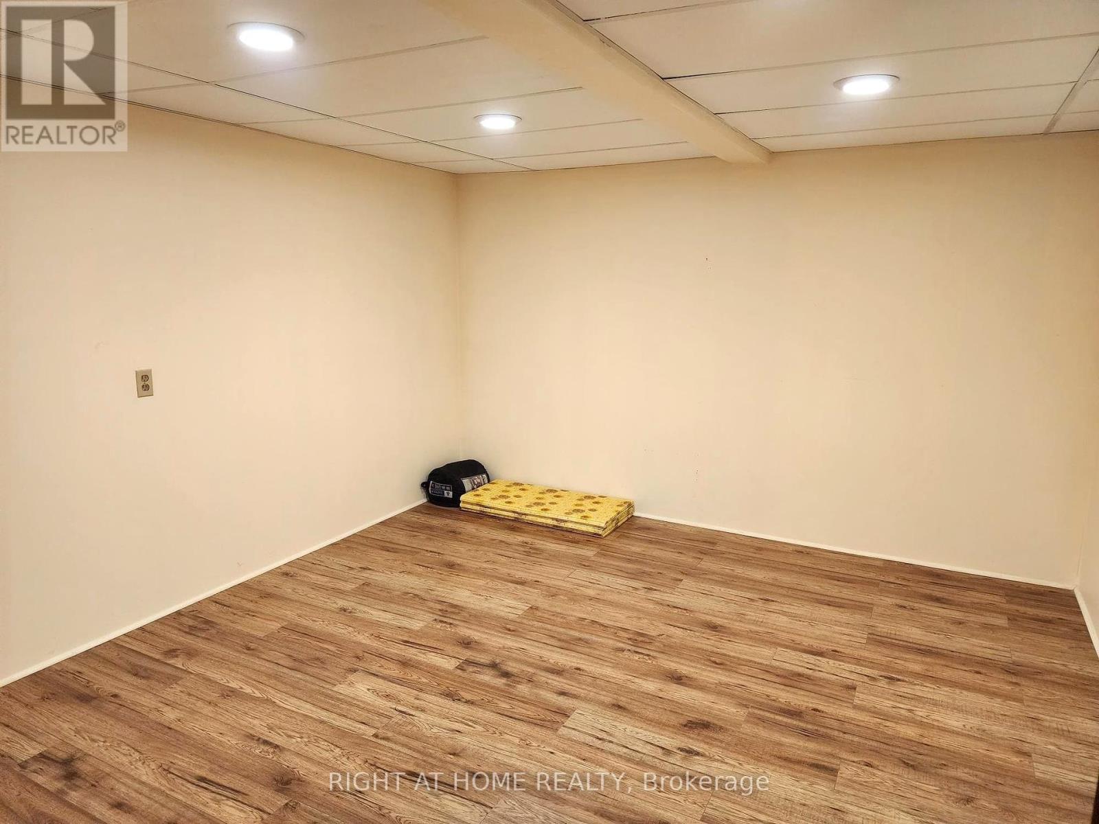 C9 - 7171 Torbram Road, Mississauga, Ontario  L4T 3W4 - Photo 8 - W11990477