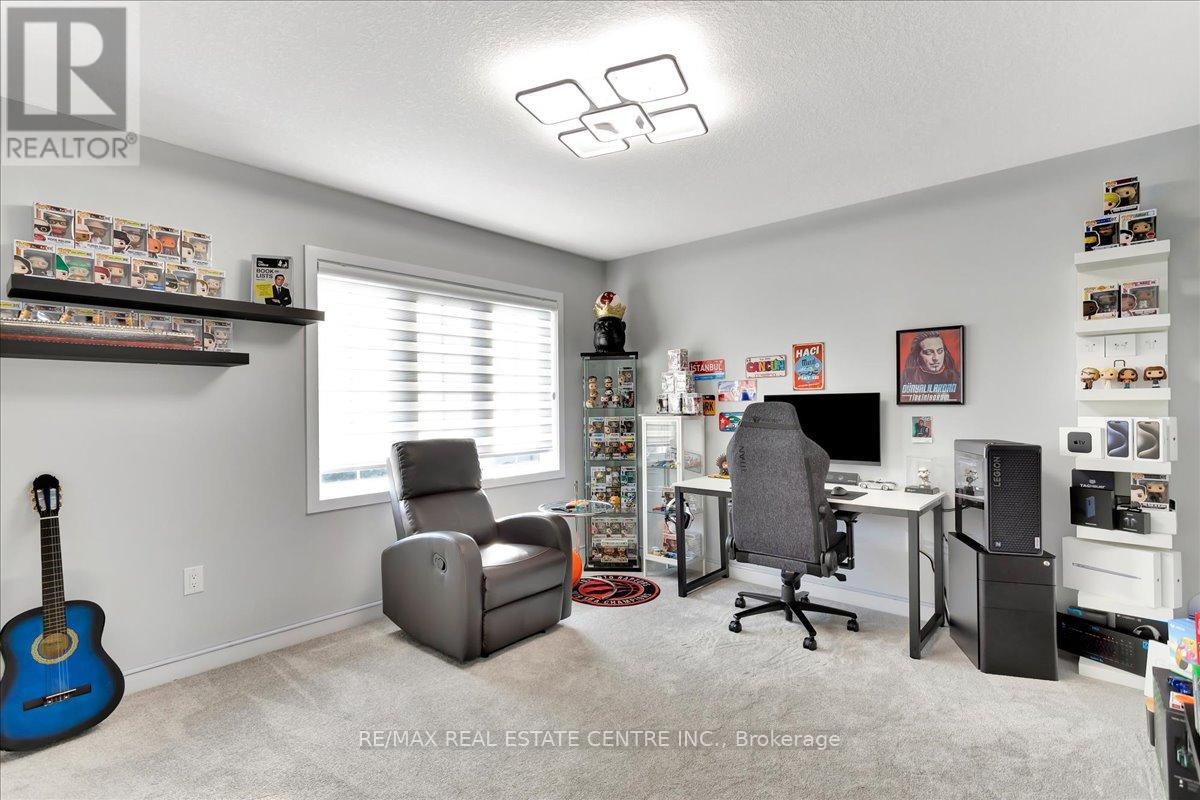 30 Scarletwood Street, Hamilton, Ontario  L8J 0K8 - Photo 18 - X11990471