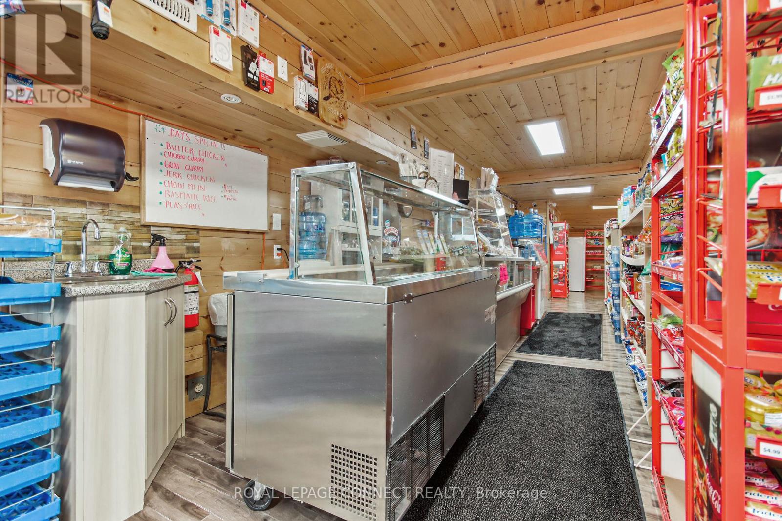 5804 Highway 41 Road, Addington Highlands (Addington Highlands), Ontario  K0K 2A0 - Photo 10 - X11989676