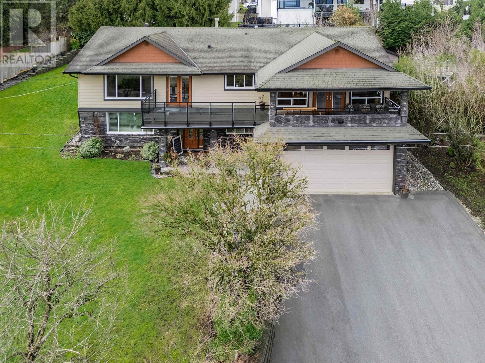 3072 LAZY A STREET, coquitlam, British Columbia