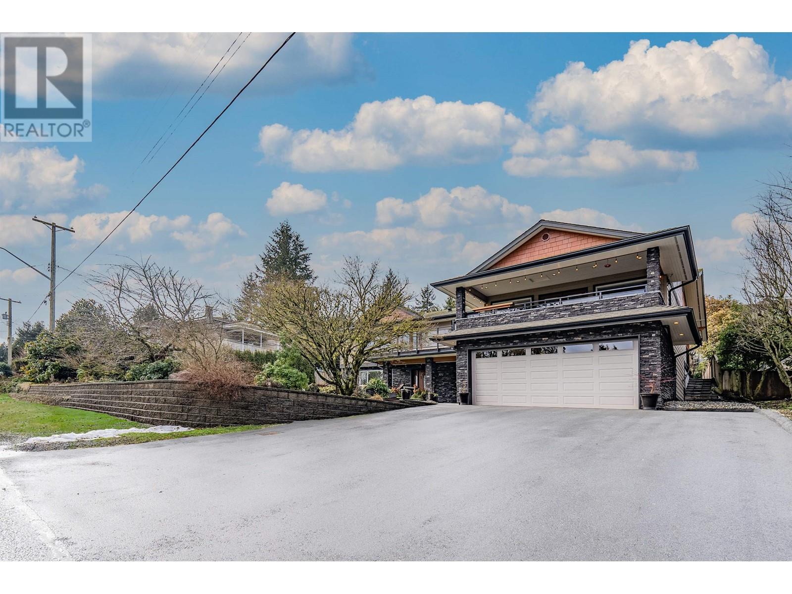 3072 Lazy A Street, Coquitlam, British Columbia  V3C 3N9 - Photo 5 - R2970508