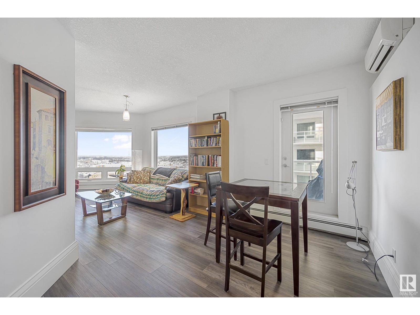 Property at #2601 10136 104 ST NW image 2