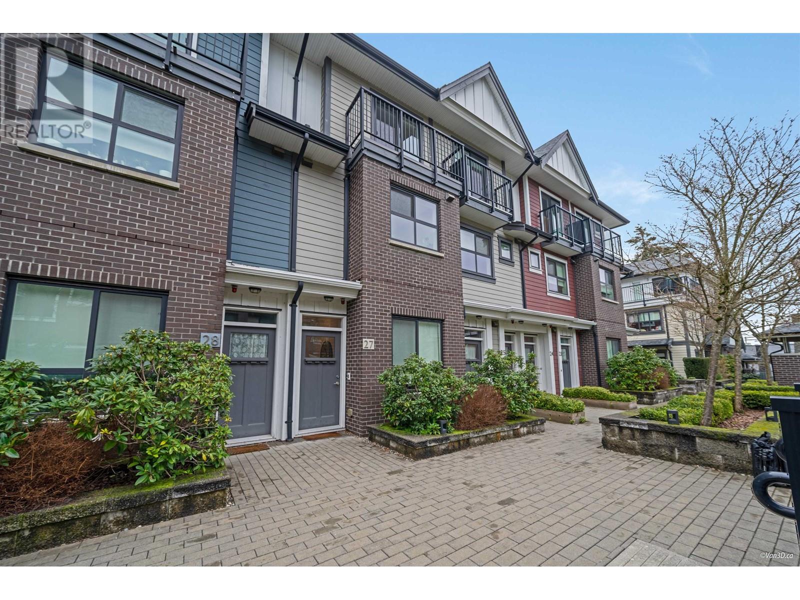 Listing Picture 26 of 28 : 27 7039 MACPHERSON AVENUE, Burnaby / 本拿比 - 魯藝地產 Yvonne Lu Group - MLS Medallion Club Member
