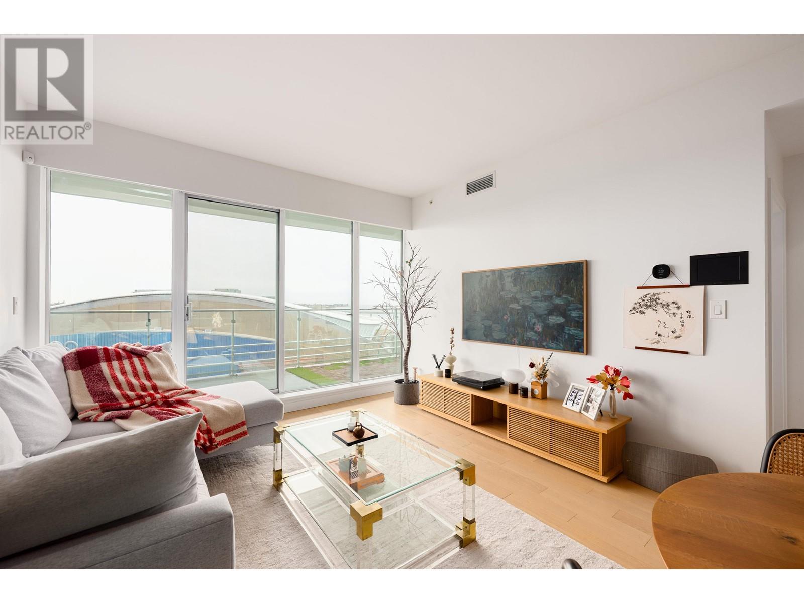 Listing Picture 4 of 18 : 705 6622 PEARSON WAY, Richmond / 烈治文 - 魯藝地產 Yvonne Lu Group - MLS Medallion Club Member