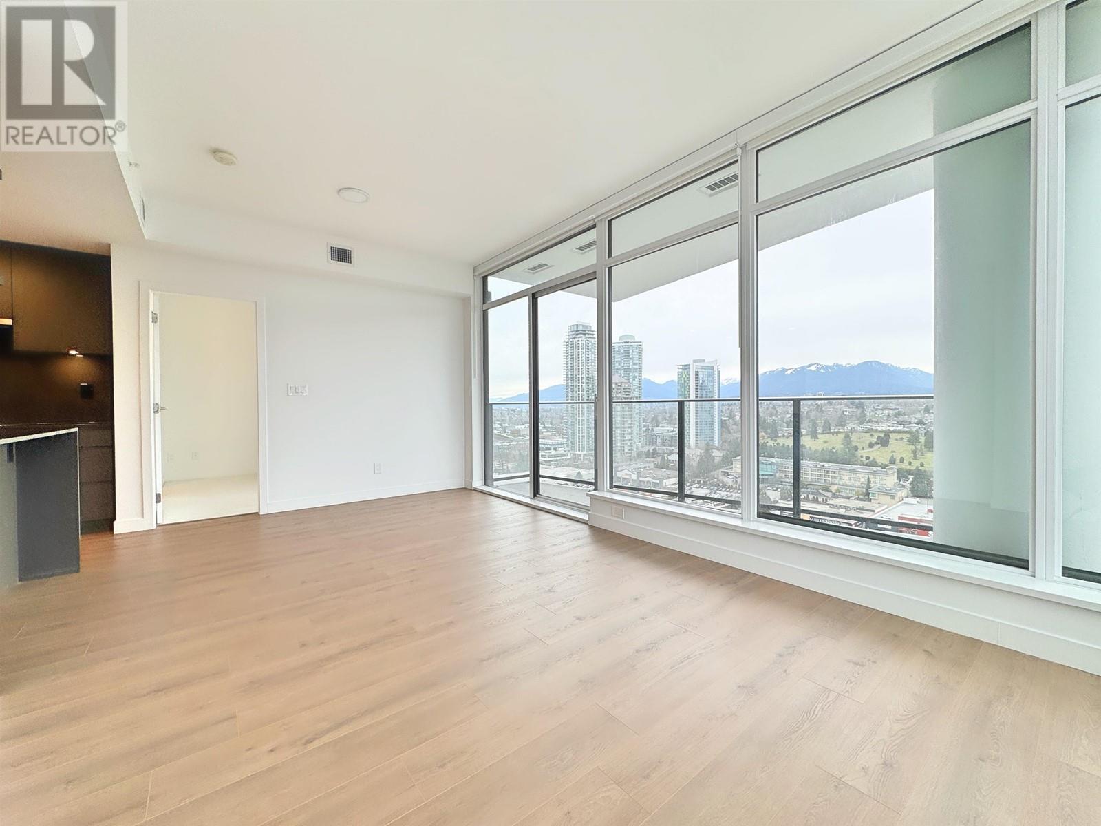 Listing Picture 2 of 40 : 2206 2181 MADISON AVENUE, Burnaby / 本拿比 - 魯藝地產 Yvonne Lu Group - MLS Medallion Club Member
