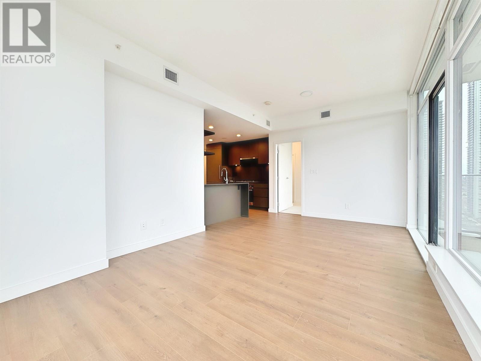 Listing Picture 6 of 40 : 2206 2181 MADISON AVENUE, Burnaby / 本拿比 - 魯藝地產 Yvonne Lu Group - MLS Medallion Club Member