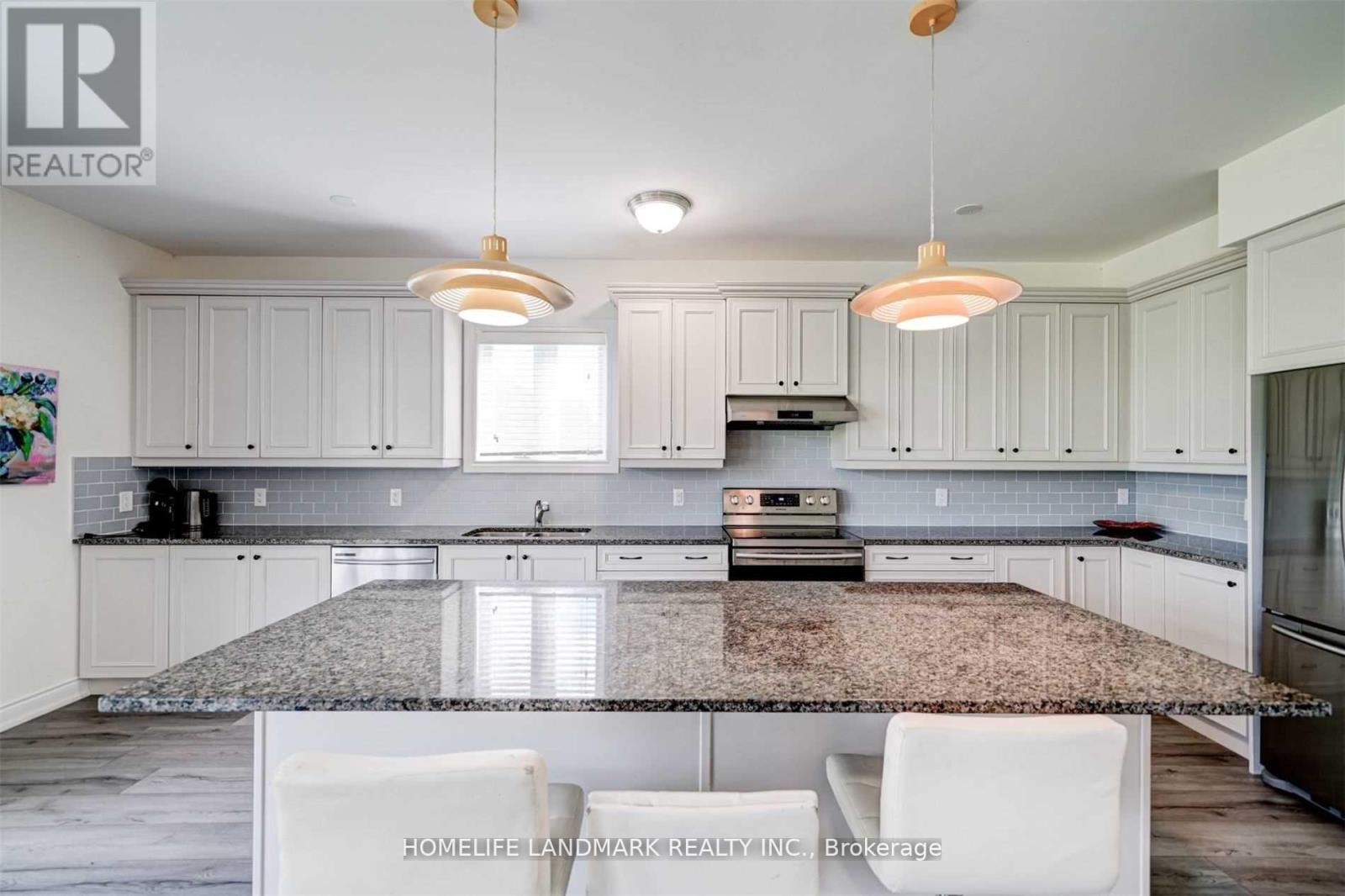 5 Rosy Beach Court, Ramara, Ontario  L3V 8L2 - Photo 9 - S11990517