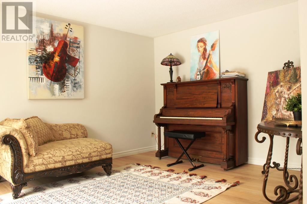 Property at 71 ROCK FERNWAY WAY image 1