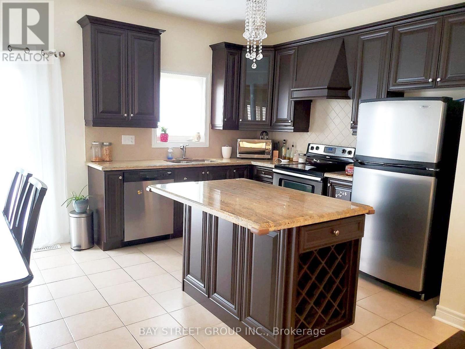 Property at 107 BOTICELLI WAY image 3