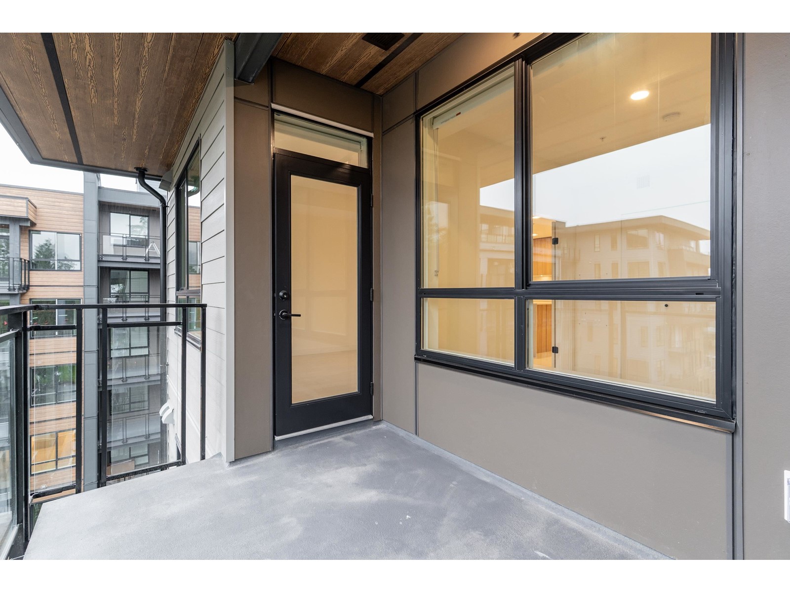 504 13439 94a Avenue, Surrey, British Columbia  V3V 0G9 - Photo 19 - R2970643
