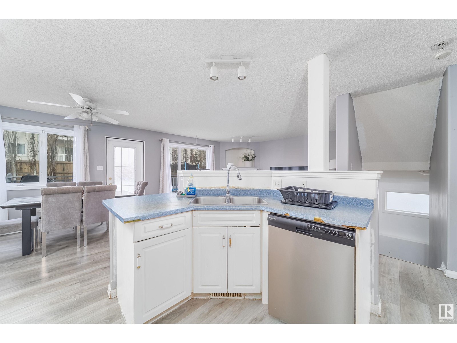16108 95 St Nw Nw, Edmonton, Alberta  T5Z 3N2 - Photo 29 - E4423025