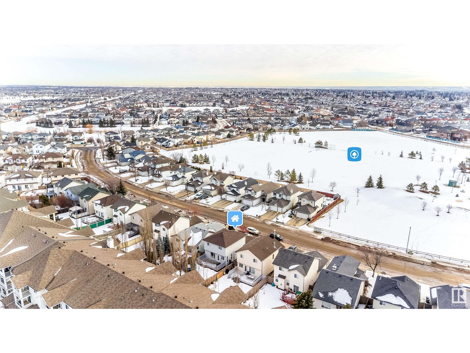 Property at 16108 95 ST NW NW image 3