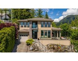 5401 WEST VISTA COURT, West Vancouver, British Columbia