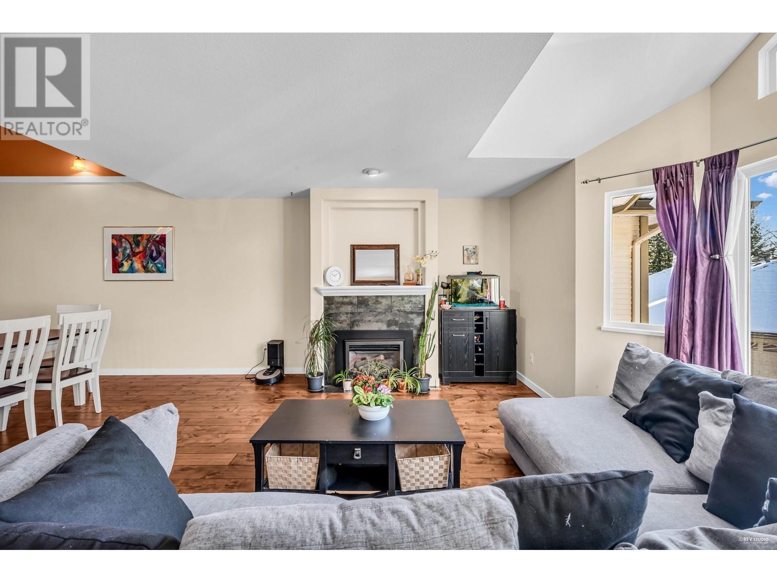 Property at 163 101 PARKSIDE DRIVE image 3