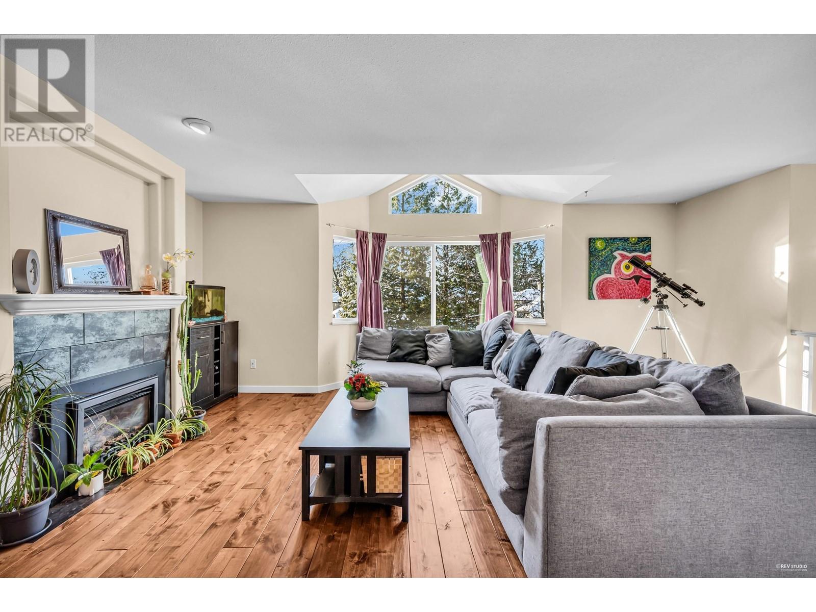 Property at 163 101 PARKSIDE DRIVE image 5