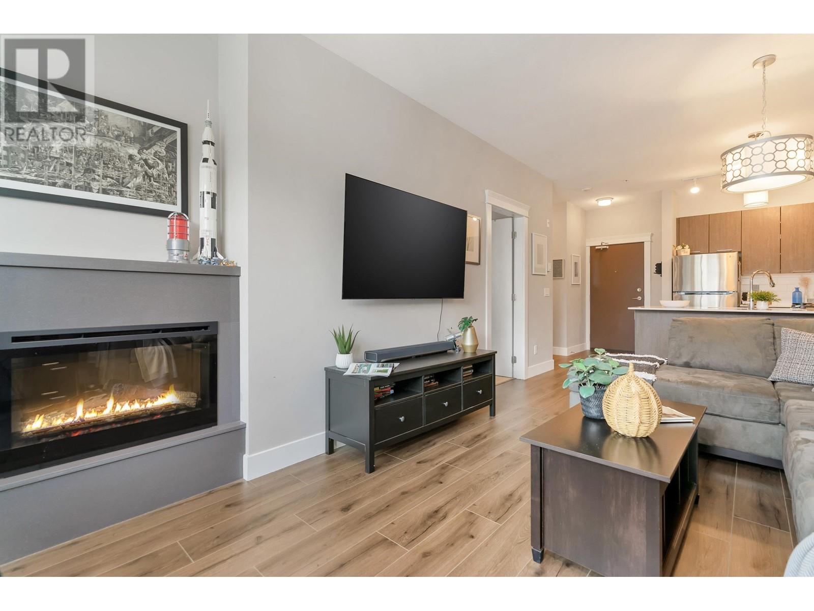 203 1188 Johnson Street, Coquitlam, British Columbia  V3B 0H7 - Photo 6 - R2971050