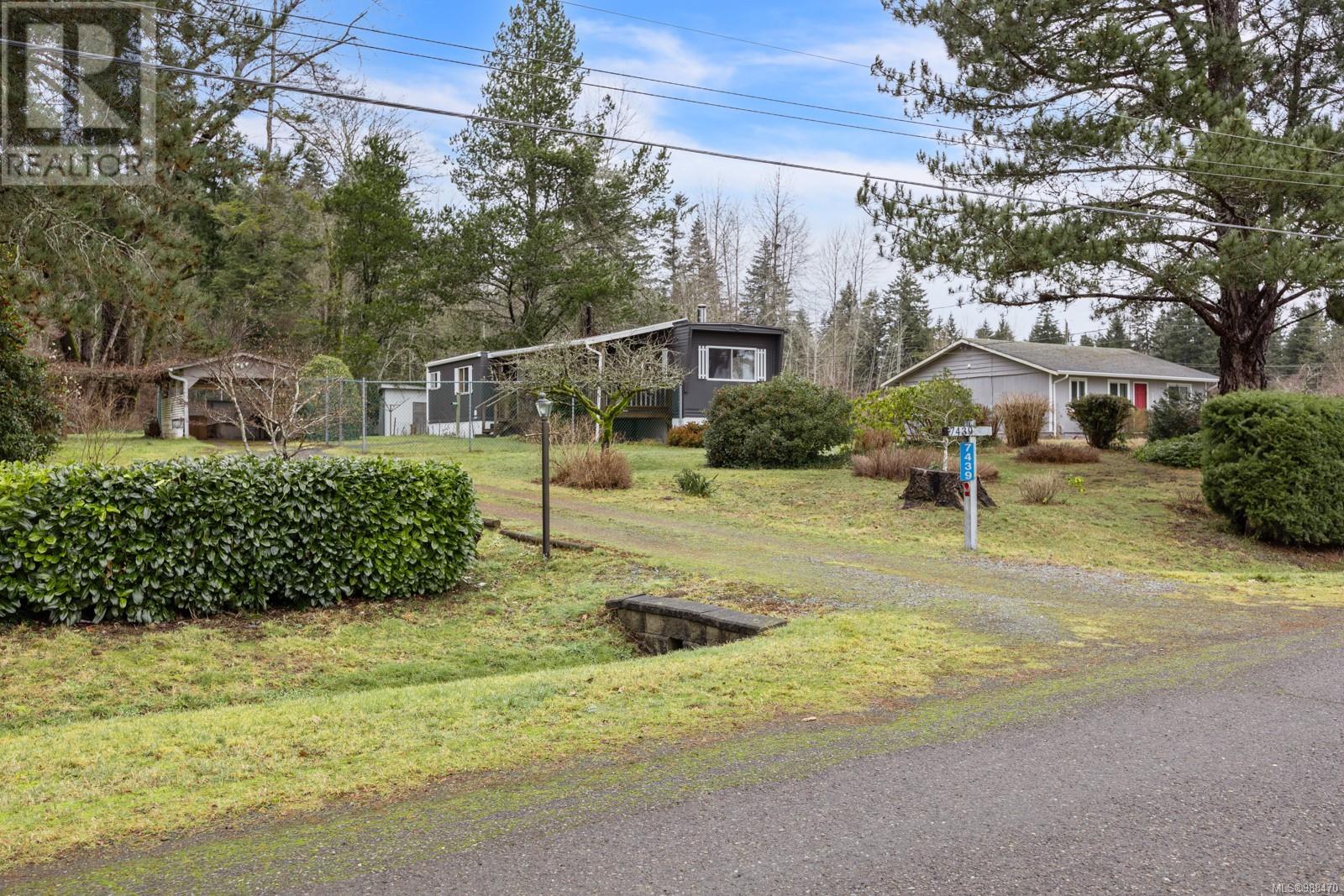 Property at 7439 Yake Rd image 1