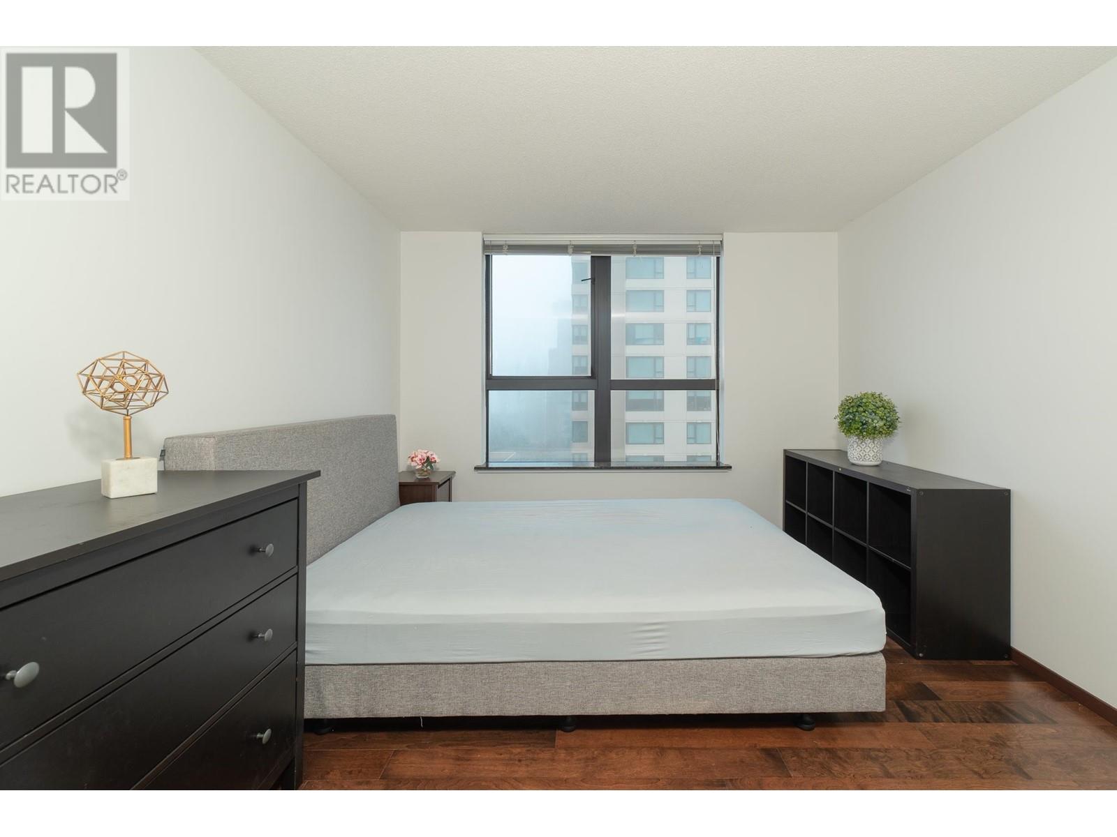 Listing Picture 11 of 18 : 605 7225 ACORN AVENUE, Burnaby / 本拿比 - 魯藝地產 Yvonne Lu Group - MLS Medallion Club Member