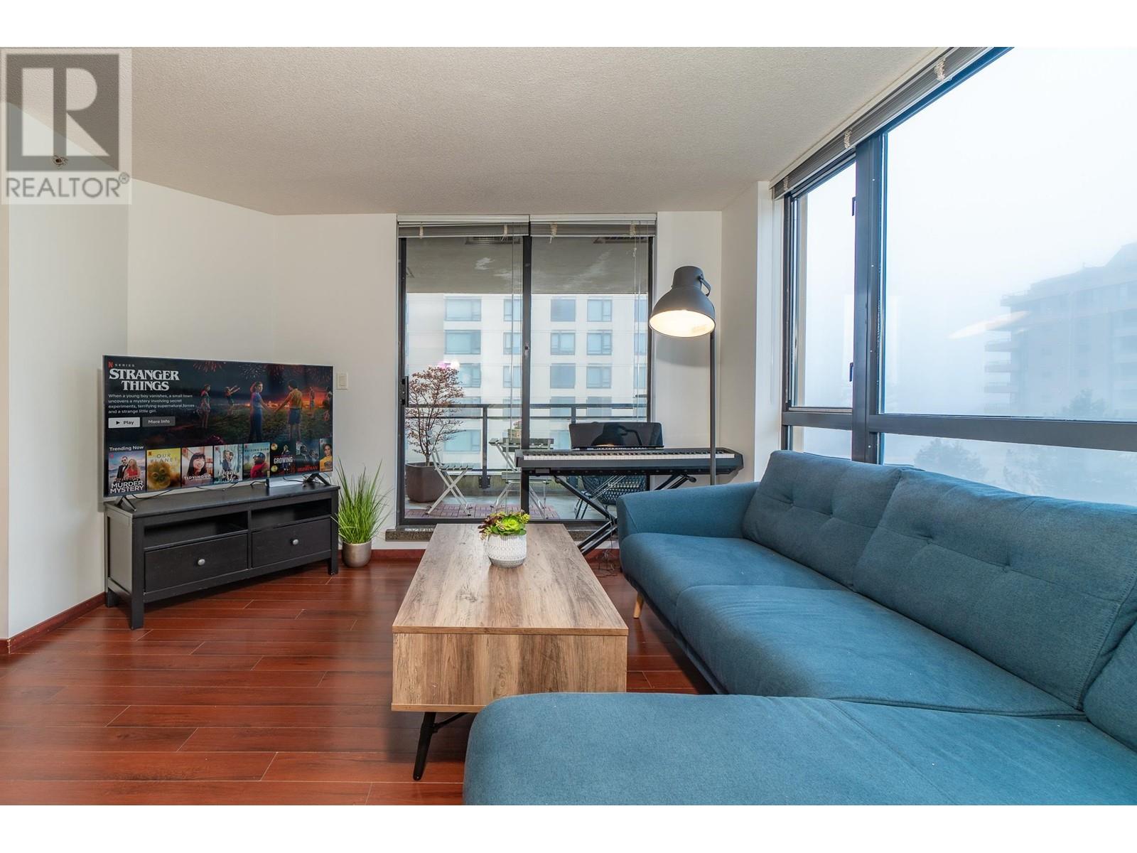 Listing Picture 4 of 18 : 605 7225 ACORN AVENUE, Burnaby / 本拿比 - 魯藝地產 Yvonne Lu Group - MLS Medallion Club Member