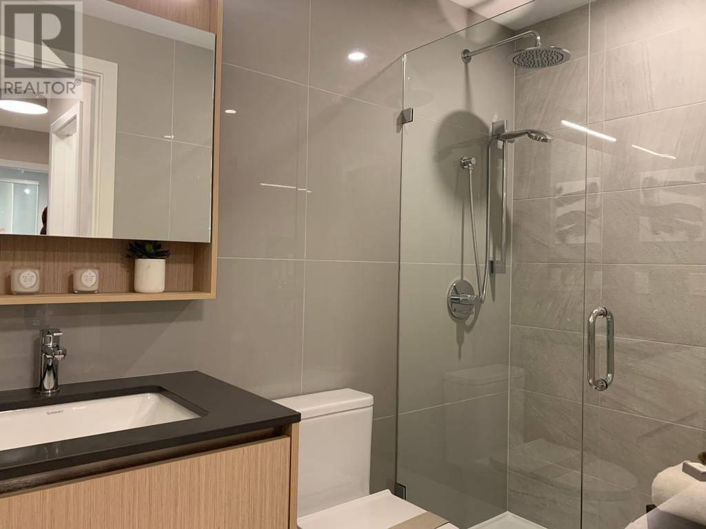 Listing Picture 5 of 9 : 702 7977 LANSDOWNE ROAD, Richmond / 烈治文 - 魯藝地產 Yvonne Lu Group - MLS Medallion Club Member