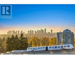 210 450 WESTVIEW STREET, Coquitlam, British Columbia